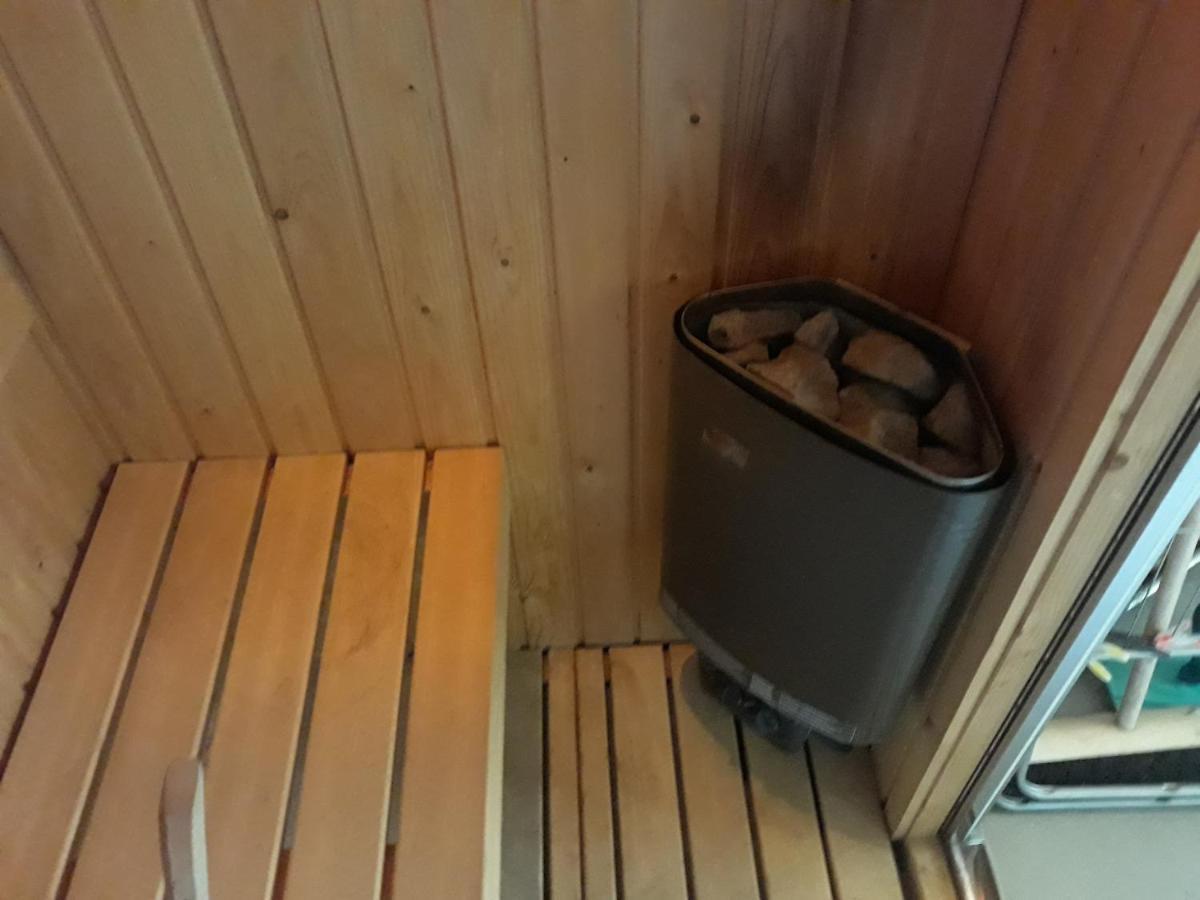 Huisje Earrebarre Tzummarum Екстер'єр фото